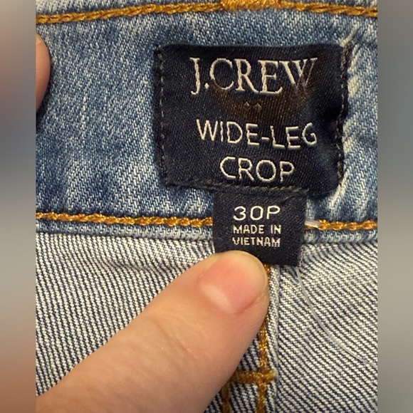 J. Crew Wide Leg Crop Jeans with all day stretch & trendy Raw Hem NWT 30P - Picture 8 of 8
